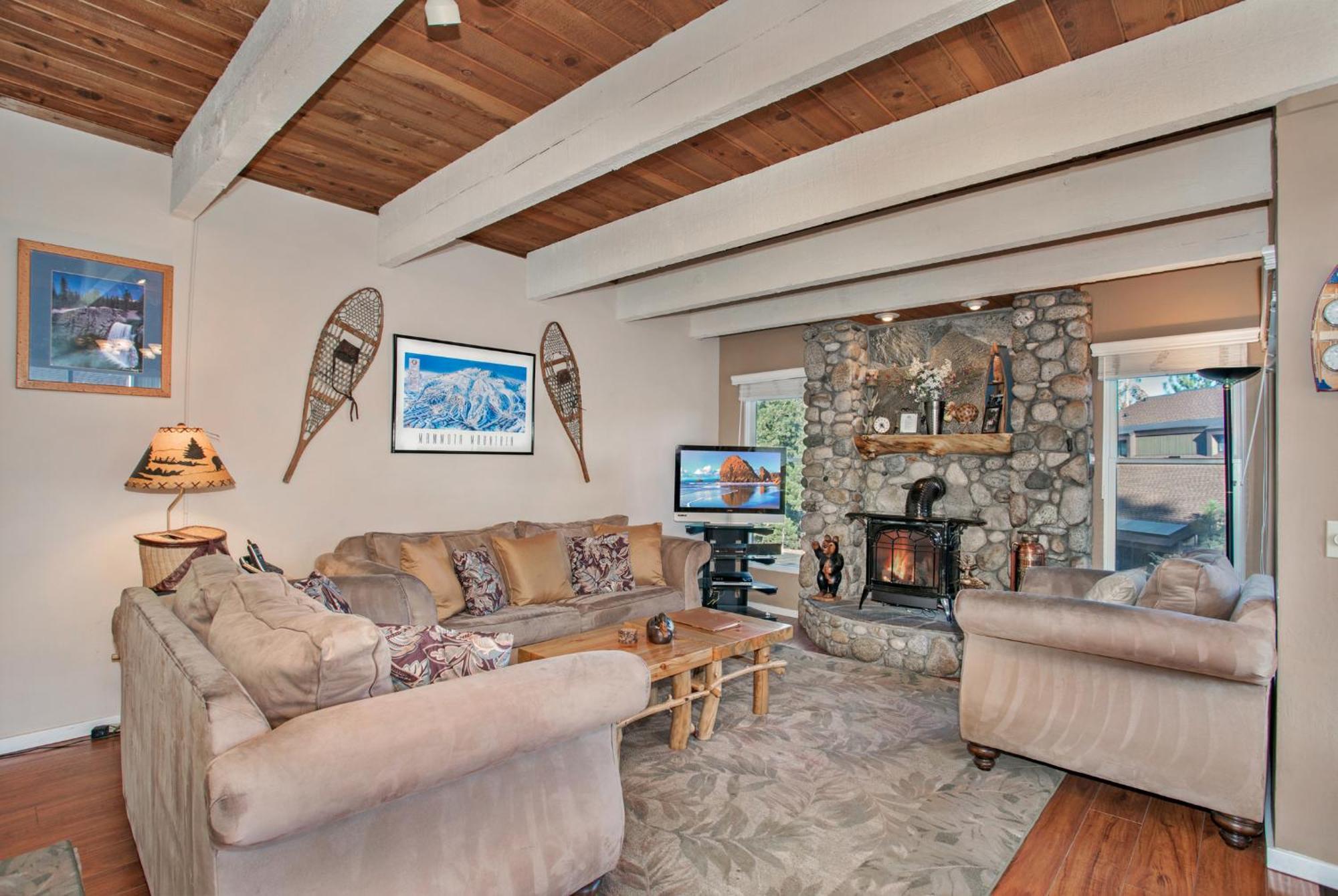 Val D'Isere At The Village By 101 Great Escapes 马姆莫斯湖 客房 照片