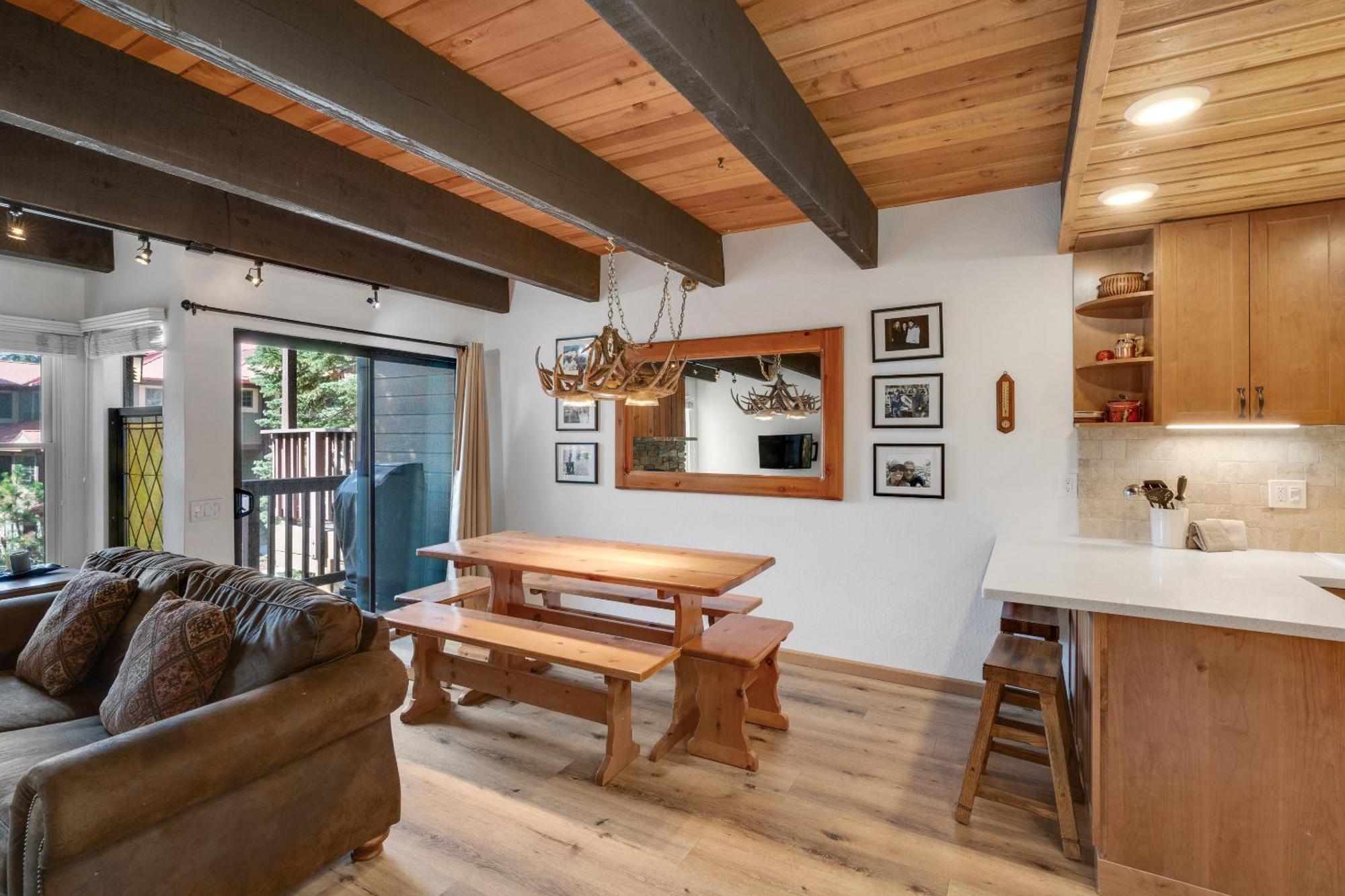 Val D'Isere At The Village By 101 Great Escapes 马姆莫斯湖 客房 照片